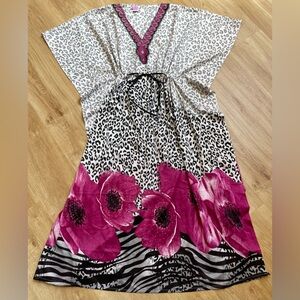 Seven Islands maxi dress one size animal print floral tie waist white black pink